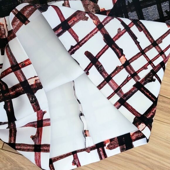 🆕️ Clover Canyon Gradient Plaid Neoprene Bodycon Sheath Dress in Red - Picture 12 of 16